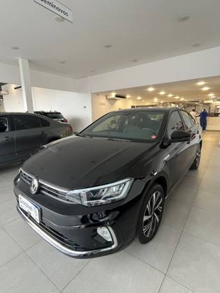 VOLKSWAGEN VIRTUS 1.0 200 TSI HIGHLINE AUTOMÁTICO